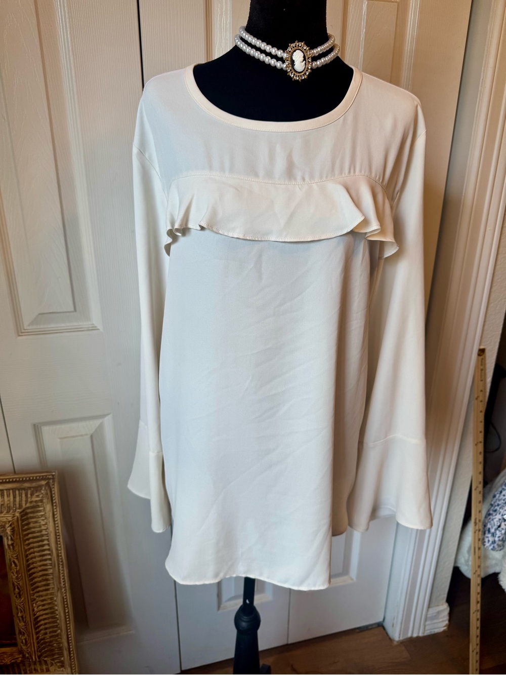 LOFT Cream Ruffle-Front Long Sleeve Blouse